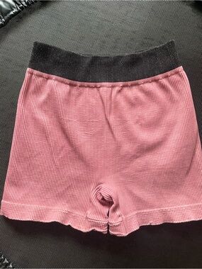 Free People Ribbed Bike Shorts in Dusty Rose with Black Waistband